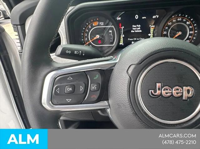 2025 Jeep Wrangler 4-Door Sahara 4x4