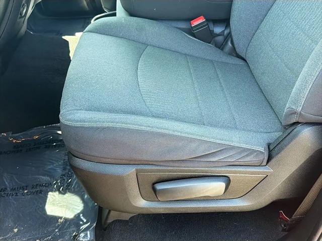 2024 Ram 1500 Classic Warlock Crew Cab 4x2 5'7" Box