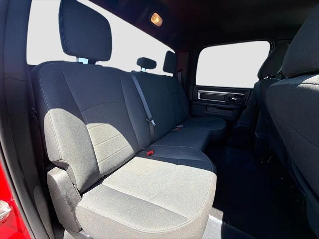 2024 Ram 1500 Classic Warlock Crew Cab 4x2 5'7" Box