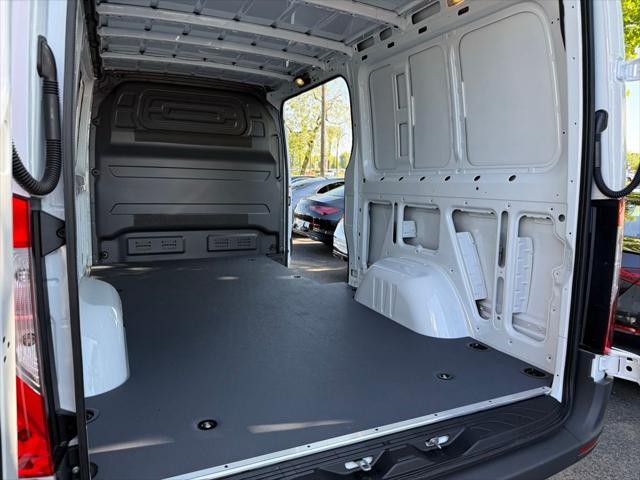 2026 Mercedes-Benz Sprinter 2500 Standard Roof 4-Cyl Diesel