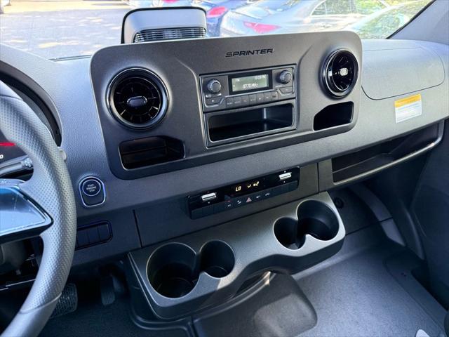 2026 Mercedes-Benz Sprinter 2500 Standard Roof 4-Cyl Diesel