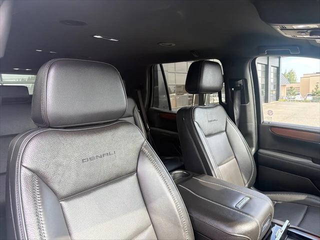 2025 GMC Yukon 4WD Denali