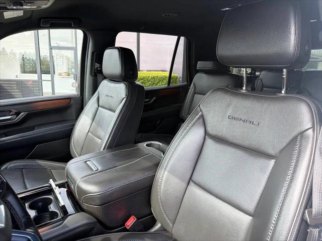 2025 GMC Yukon 4WD Denali