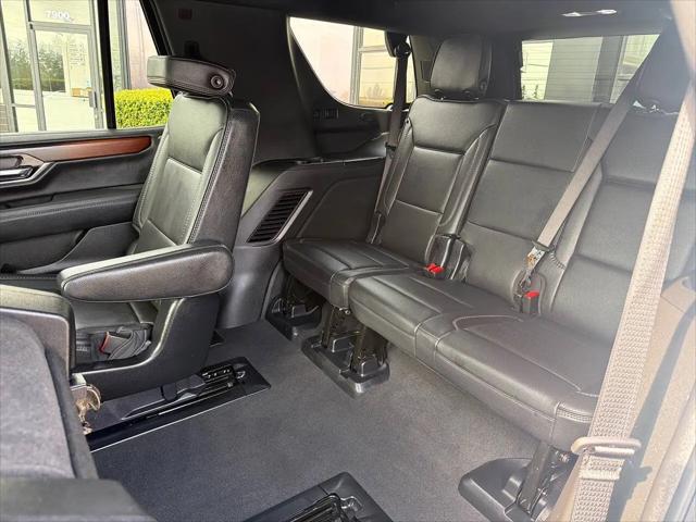 2025 GMC Yukon 4WD Denali
