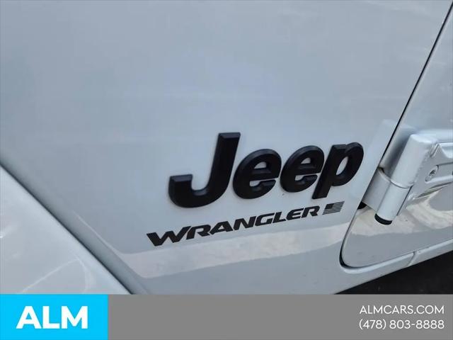 2025 Jeep Wrangler 4-Door Sahara 4x4