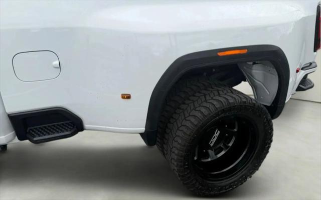 2020 GMC Sierra 3500HD 4WD Crew Cab Long Bed Denali