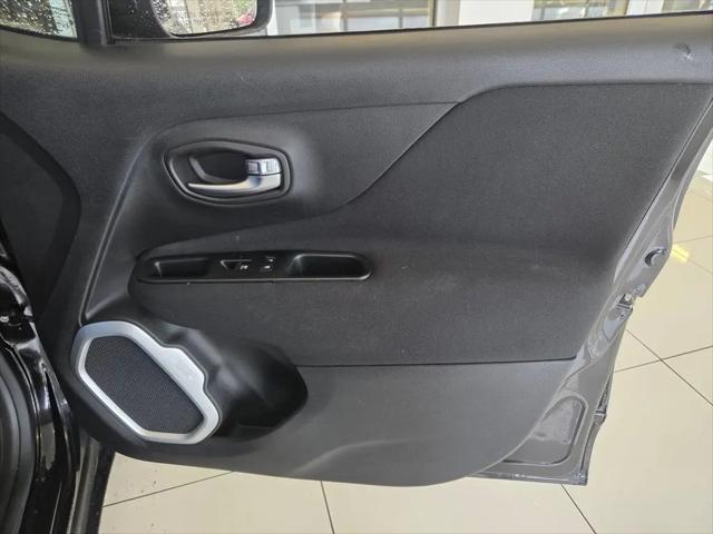 2018 Jeep Renegade Latitude FWD