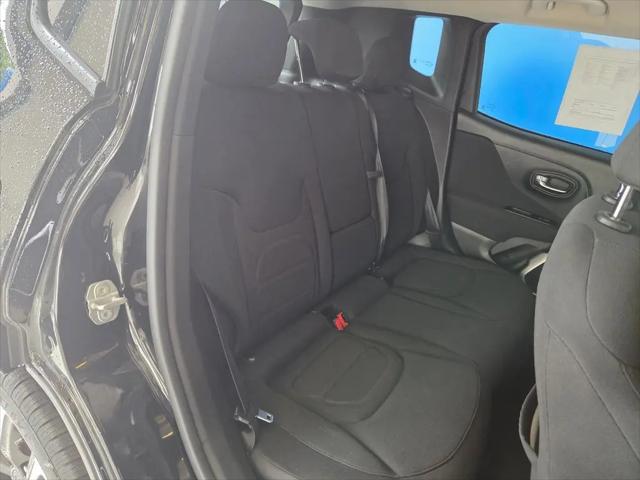 2018 Jeep Renegade Latitude FWD