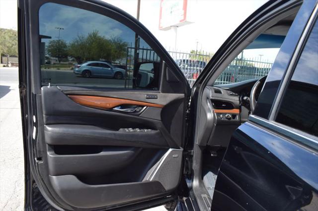 2019 Cadillac Escalade Luxury