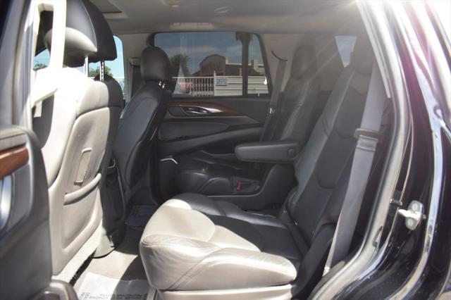 2019 Cadillac Escalade Luxury