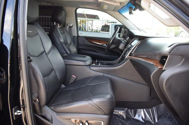 2019 Cadillac Escalade Luxury