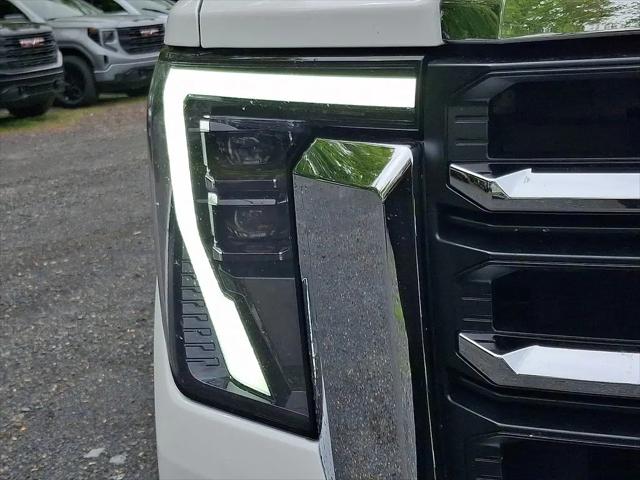2024 GMC Sierra 2500HD 4WD Crew Cab Standard Bed SLT