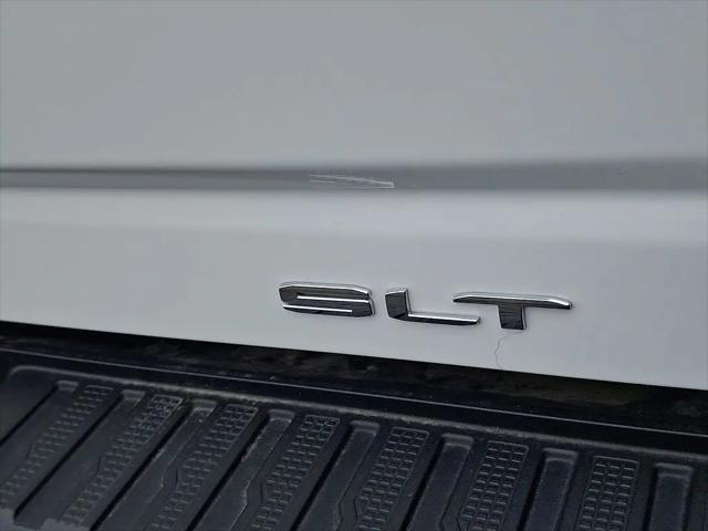 2024 GMC Sierra 2500HD 4WD Crew Cab Standard Bed SLT