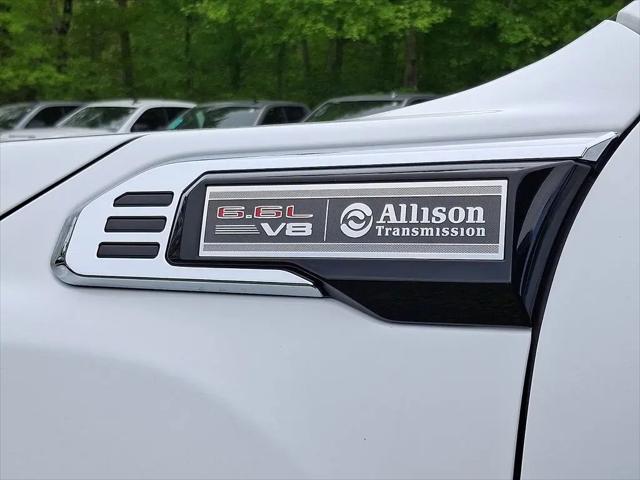 2024 GMC Sierra 2500HD 4WD Crew Cab Standard Bed SLT