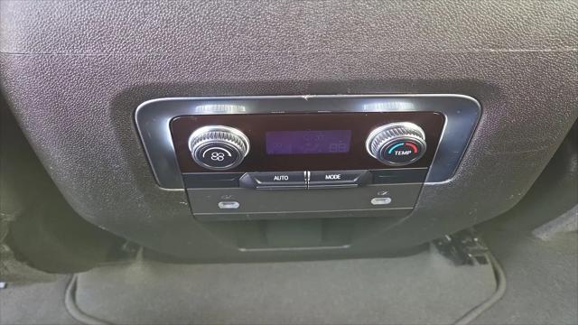 2024 GMC Yukon 4WD SLT