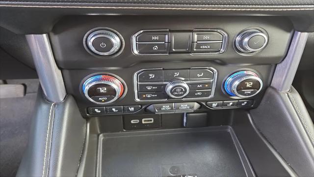 2024 GMC Yukon 4WD SLT