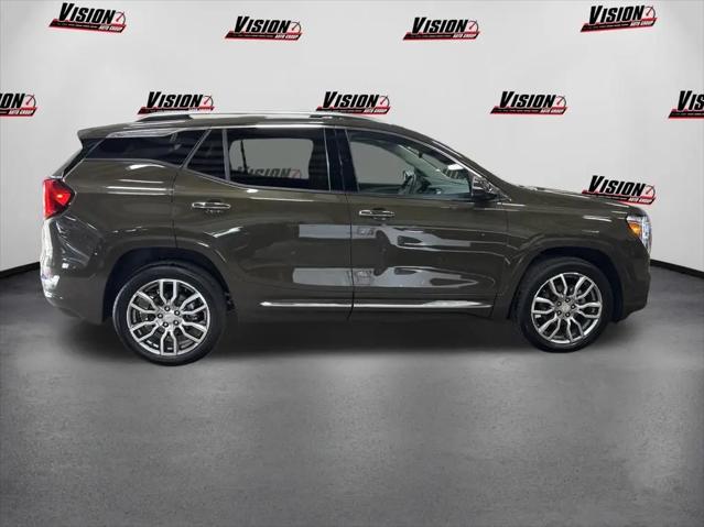 2023 GMC Terrain AWD Denali