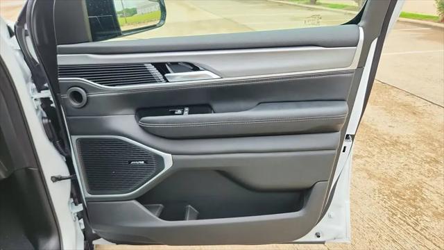 2026 Jeep Grand Wagoneer L 4x4