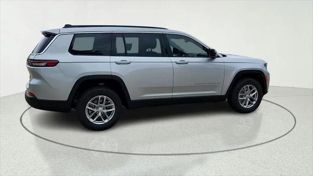 2026 Jeep Grand Cherokee L Laredo 4x2