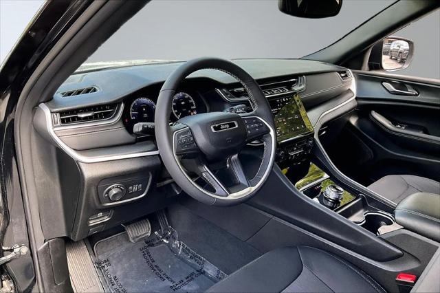 2024 Jeep Grand Cherokee Laredo X 4x4