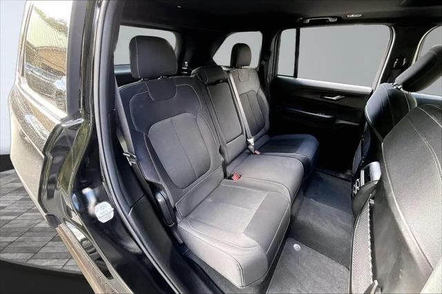 2024 Jeep Grand Cherokee Laredo X 4x4