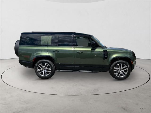 2026 Land Rover Defender X-Dynamic SE
