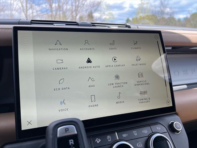 2026 Land Rover Defender X-Dynamic SE