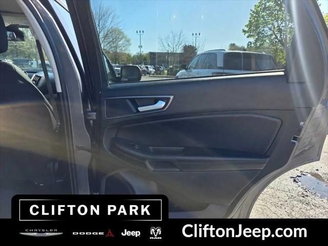 2023 Ford Edge SE