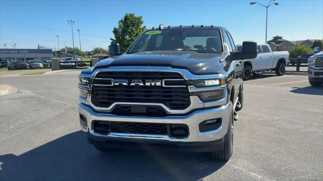 2025 Ram 2500 Tradesman Crew Cab 4x4 6'4" Box