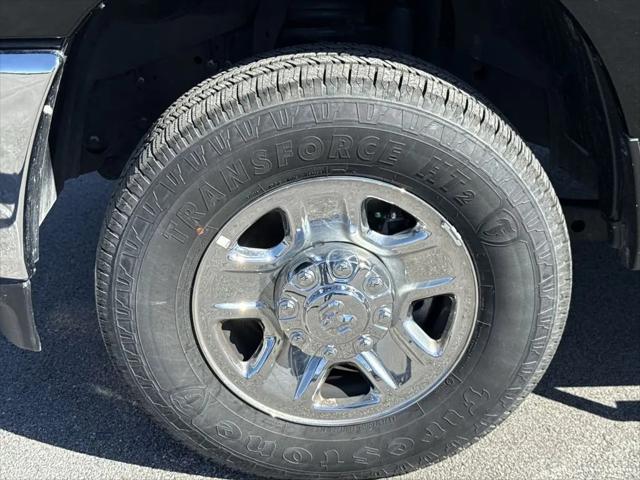 2025 Ram 2500 Tradesman Crew Cab 4x4 6'4" Box
