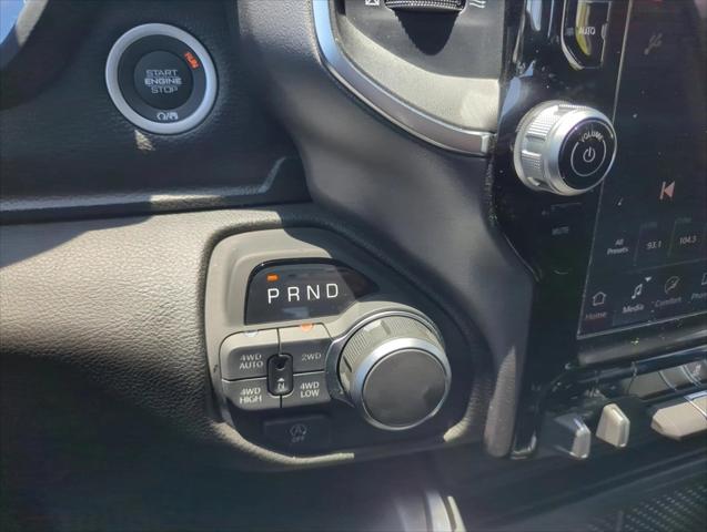 2026 Ram 1500 Big Horn Crew Cab 4x4 5'7" Box