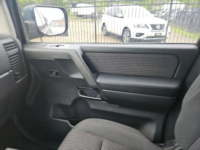 2013 Nissan Titan SV