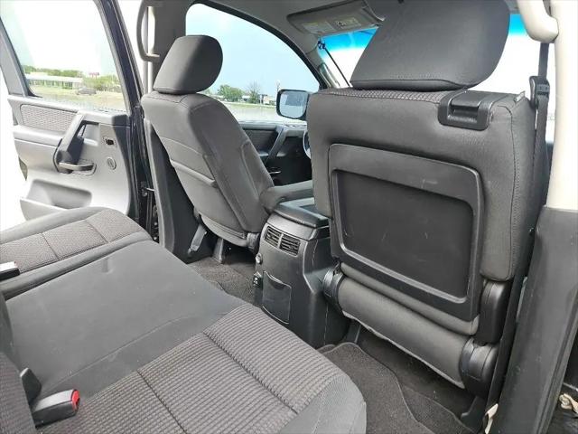 2013 Nissan Titan SV