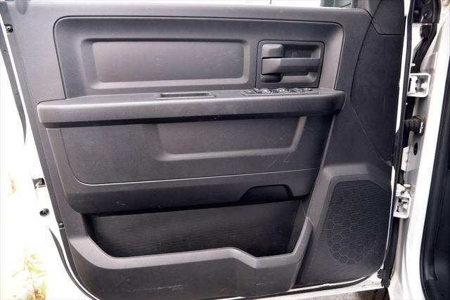 2019 Ram 1500 Classic Tradesman Crew Cab 4x4 6'4" Box