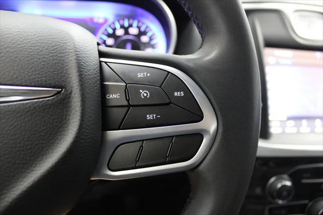 2022 Chrysler 300 Touring