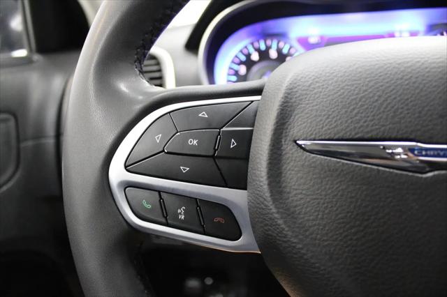 2022 Chrysler 300 Touring