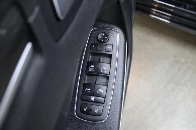 2022 Chrysler 300 Touring