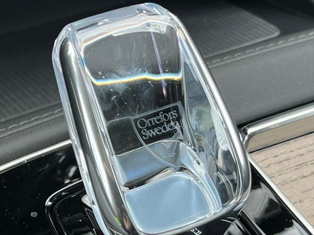 2026 Volvo XC90 Plug-In Hybrid Plus, T8 AWD, Electric/Gasoline, Bright, 7 Seats