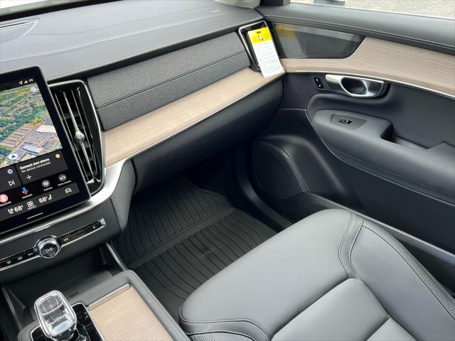 2026 Volvo XC90 Plug-In Hybrid Plus, T8 AWD, Electric/Gasoline, Bright, 7 Seats
