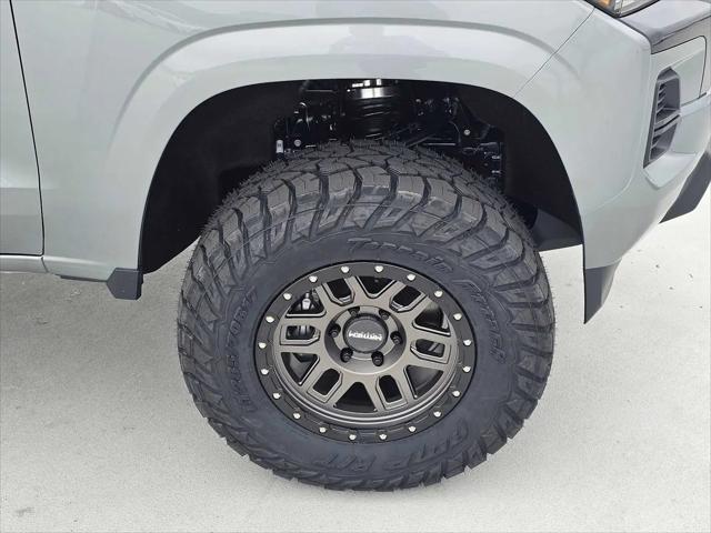 2026 Chevrolet Colorado LT, 4WD