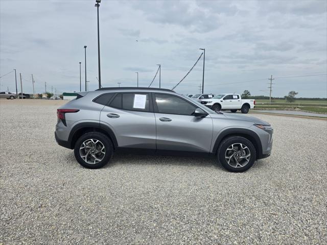 2024 Chevrolet Trax FWD LT