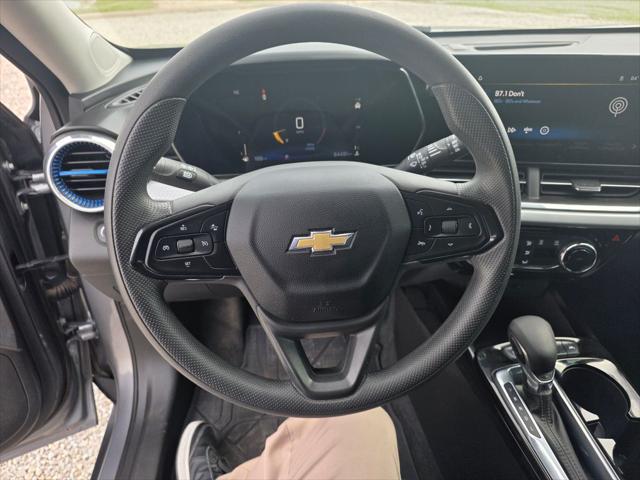 2024 Chevrolet Trax FWD LT