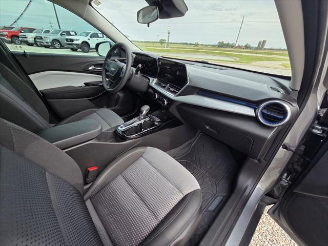2024 Chevrolet Trax FWD LT