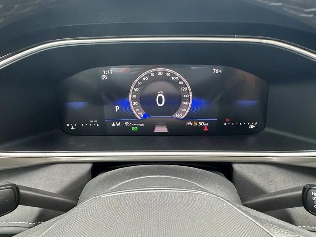 2026 Volkswagen Taos SE Black