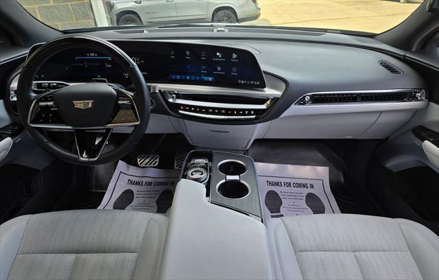 2023 Cadillac iQ RWD Luxury