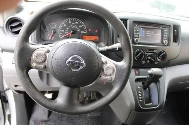 2017 Nissan NV200 SV