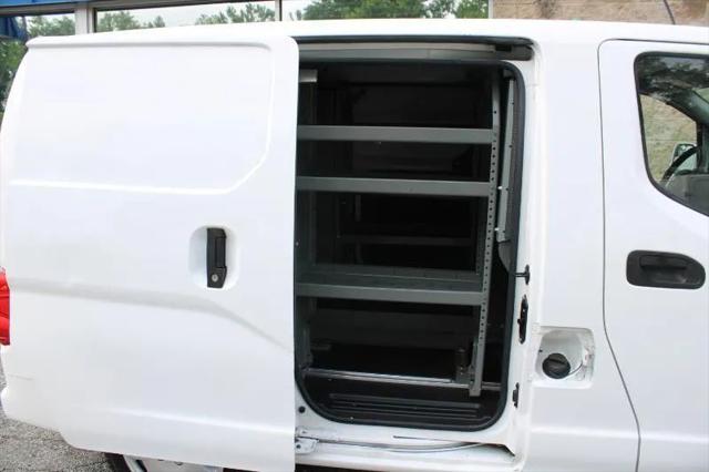 2017 Nissan NV200 SV
