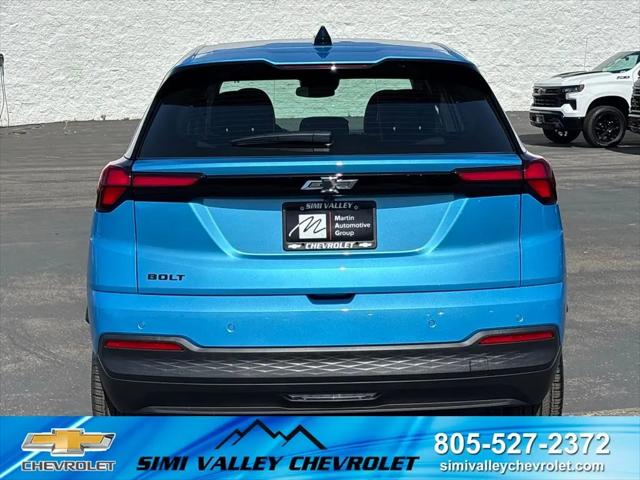 2027 Chevrolet Bolt LT FWD