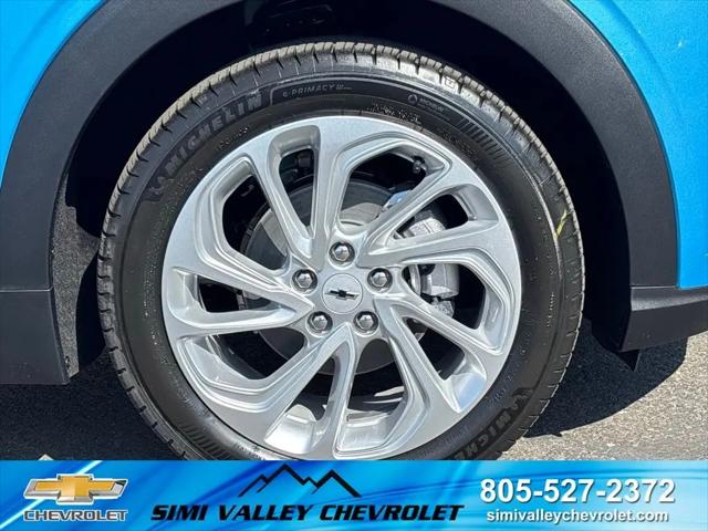 2027 Chevrolet Bolt LT FWD