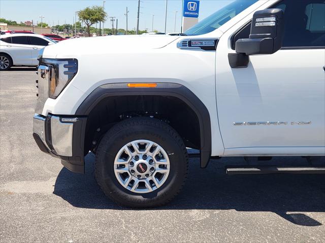 2026 GMC Sierra 2500HD Crew Cab, Standard Bed, Pro, 4WD